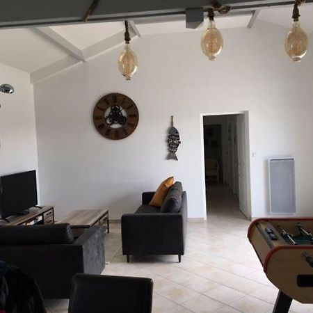 Gite Avec Piscine Privative LʼAiguillon-sur-Vie Kültér fotó