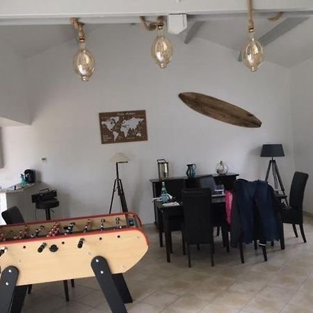 Gite Avec Piscine Privative LʼAiguillon-sur-Vie Kültér fotó